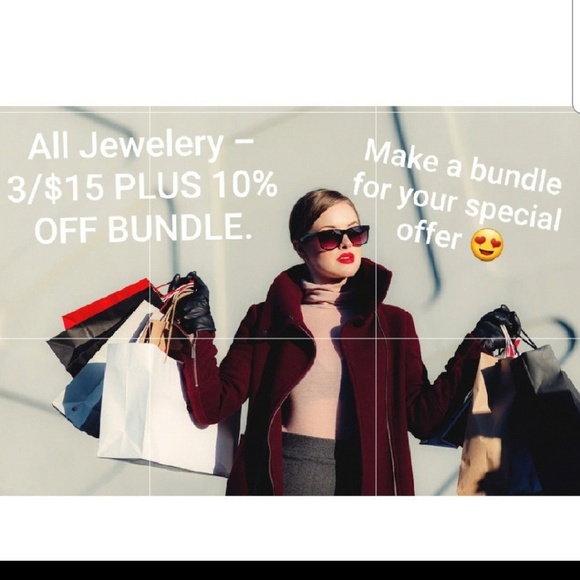 SALE 😍 4/$15 Crystal Bling Bracelet - Picture 7 of 7